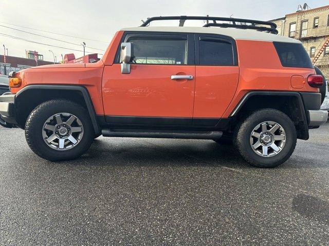 2014 Toyota FJ Cruiser Base