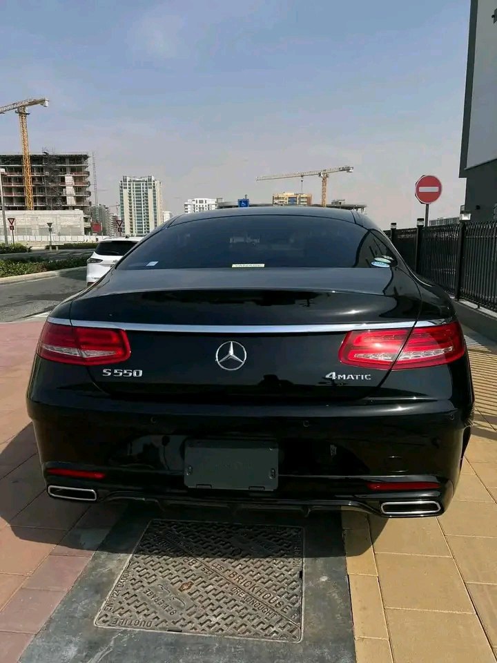 Mercedes Benz S550