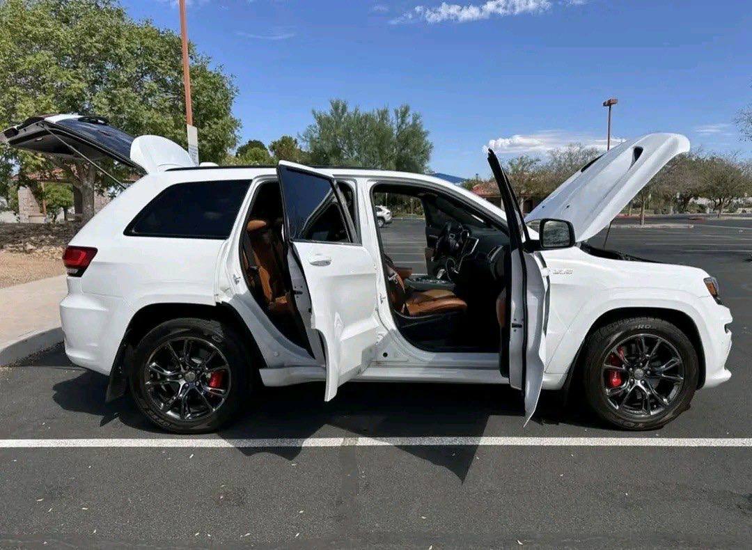 2016 Jeep Grand Cherokee SRT