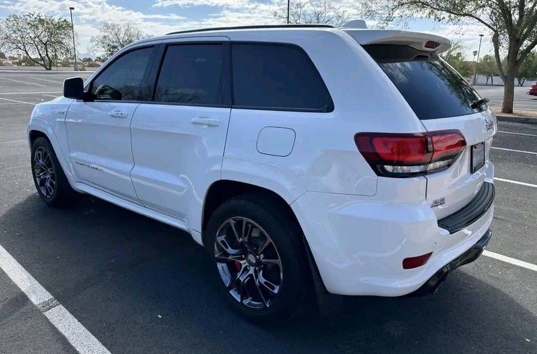 2016 Jeep Grand Cherokee SRT
