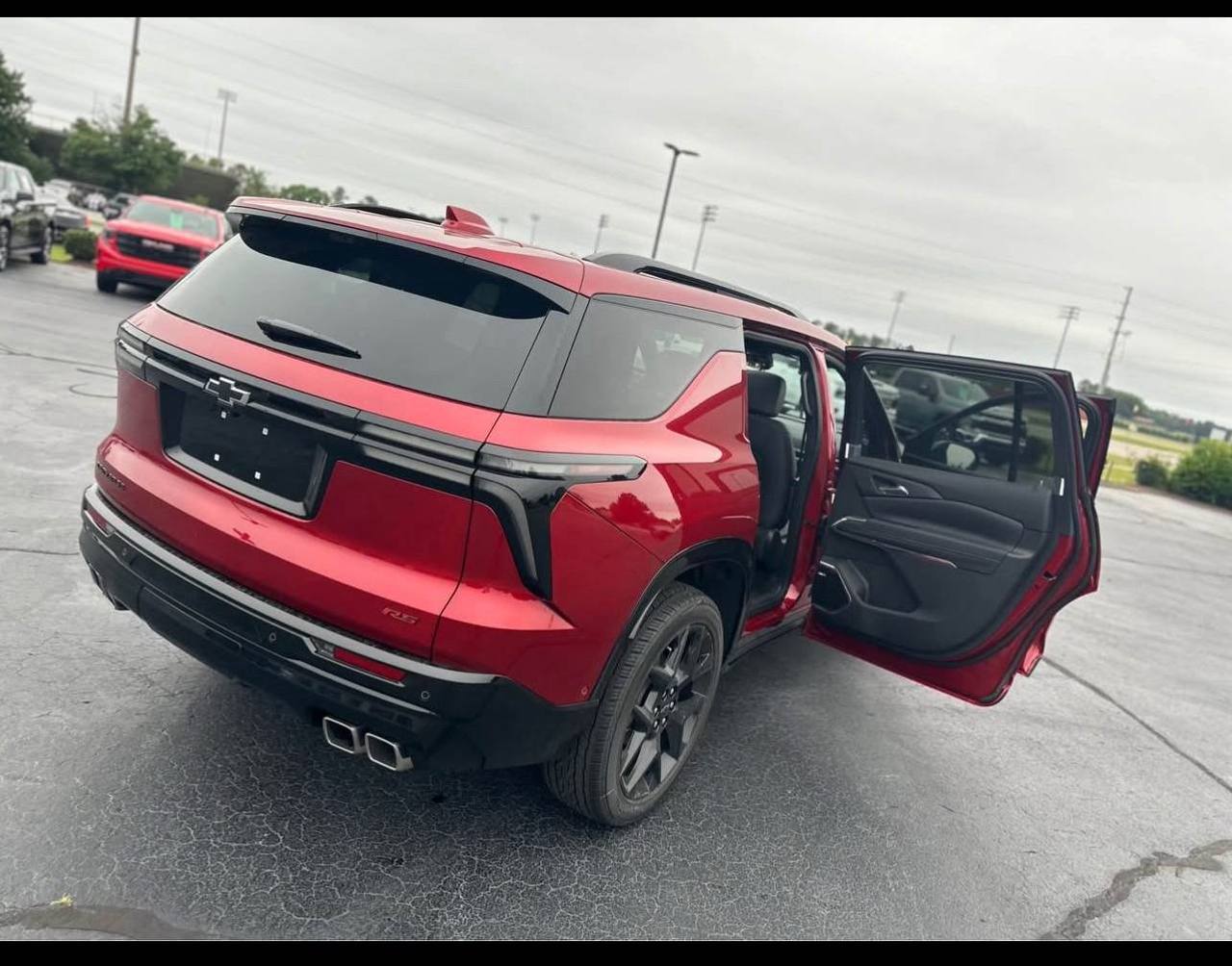 2025 Chevrolet Traverse • RS Sport