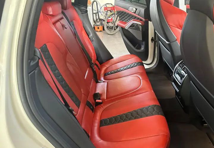 2022 BMW X6 M Sports Utility 4D