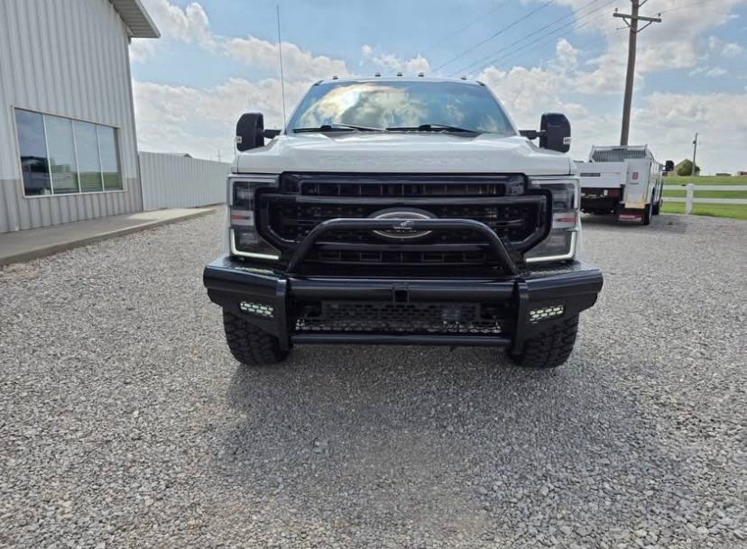 2021 Ford F-250 Super Duty LariatUltimate Tremor 4X4