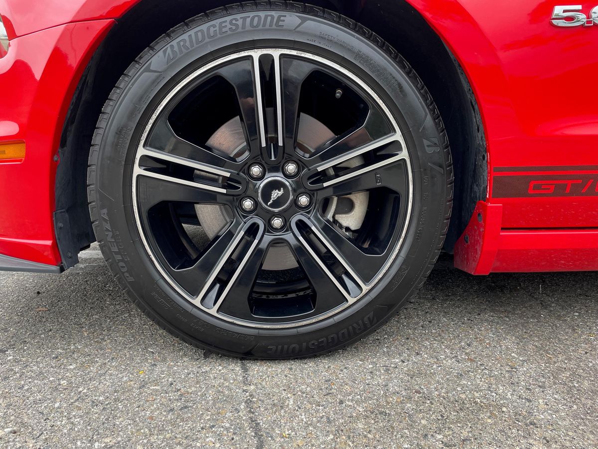 2014 Ford Mustang GT/CS Coupe