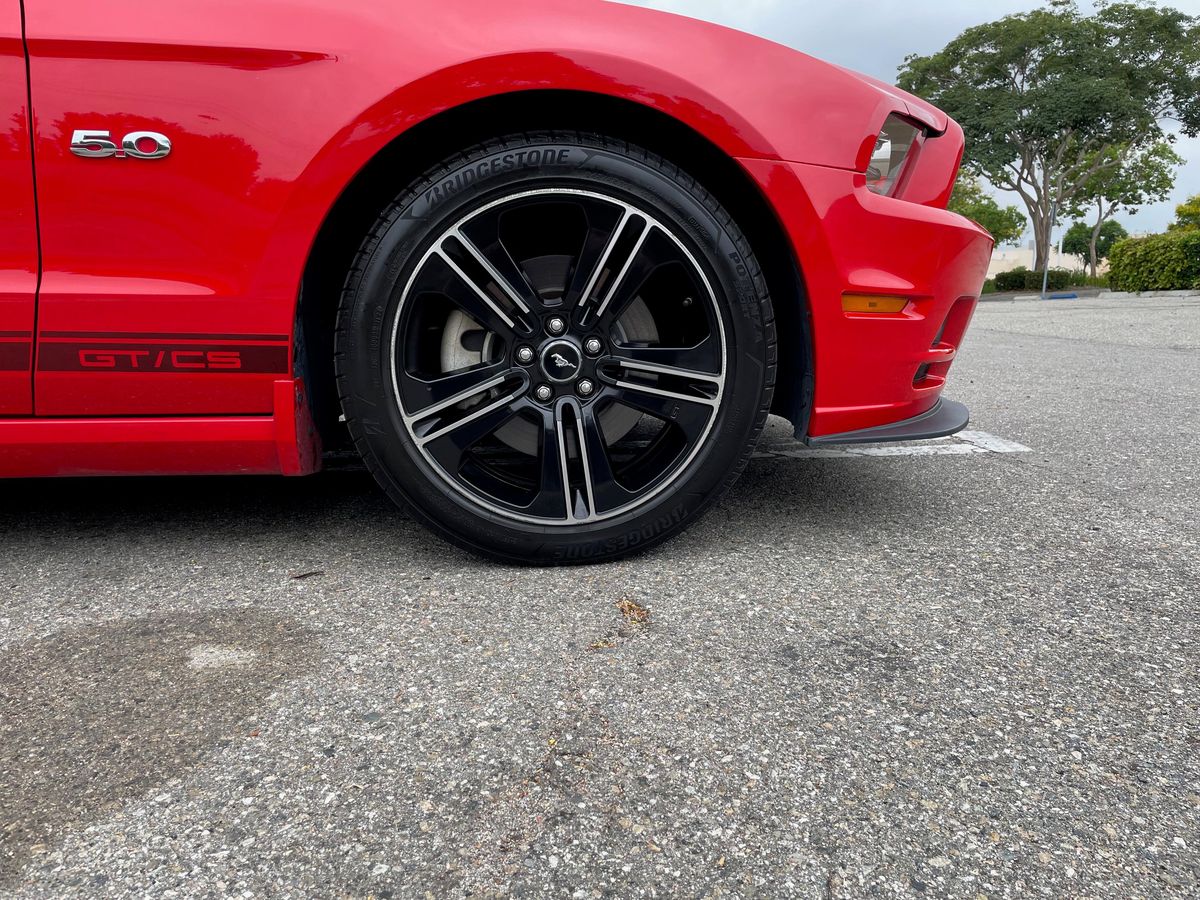 2014 Ford Mustang GT/CS Coupe
