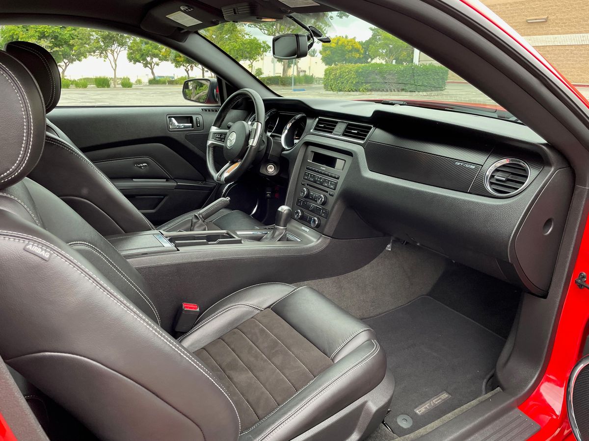 2014 Ford Mustang GT/CS Coupe