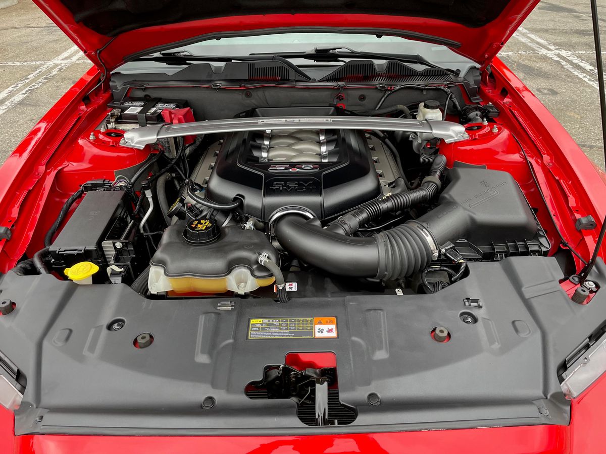 2014 Ford Mustang GT/CS Coupe