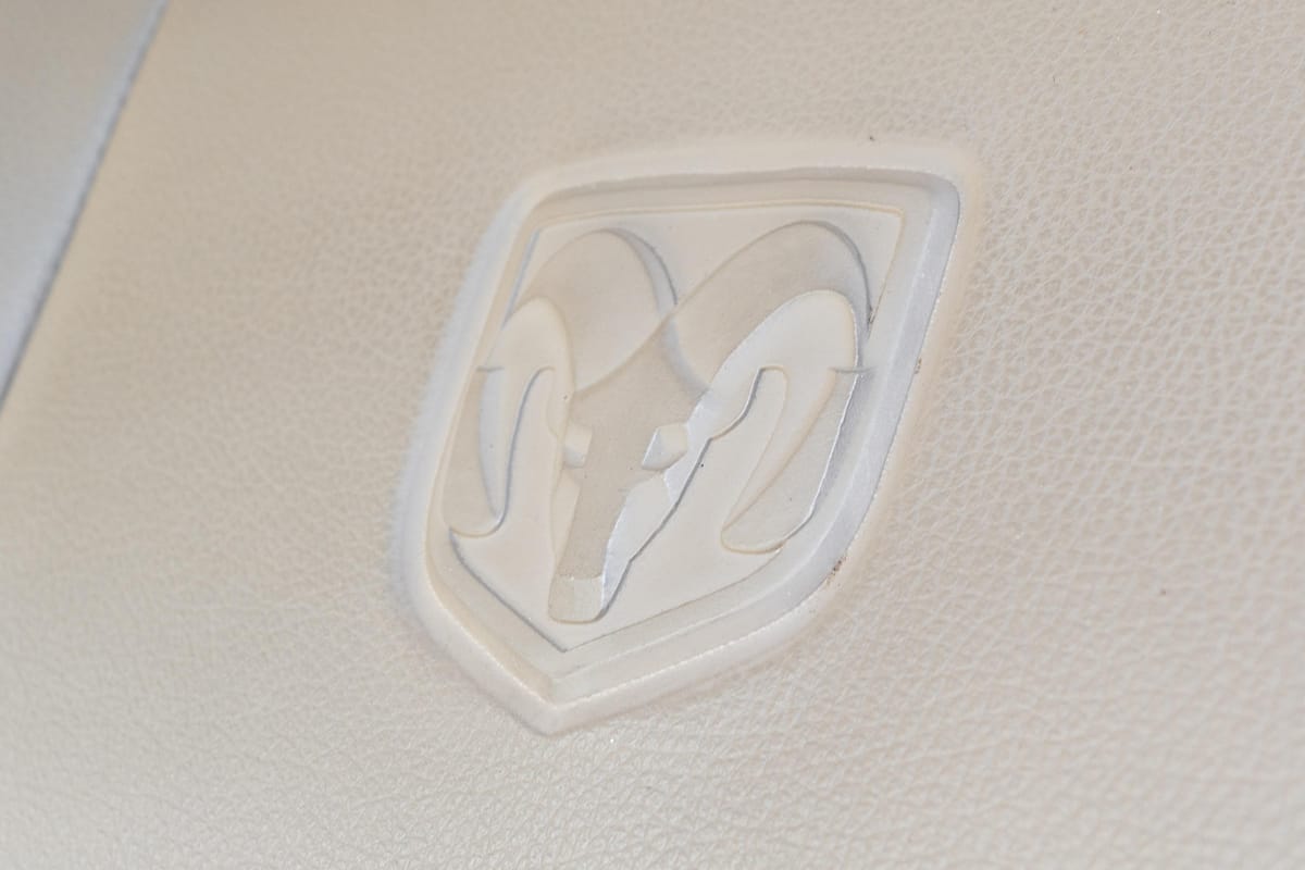 Dodge Ram 2500 Heavy Duty Laramie 4×4