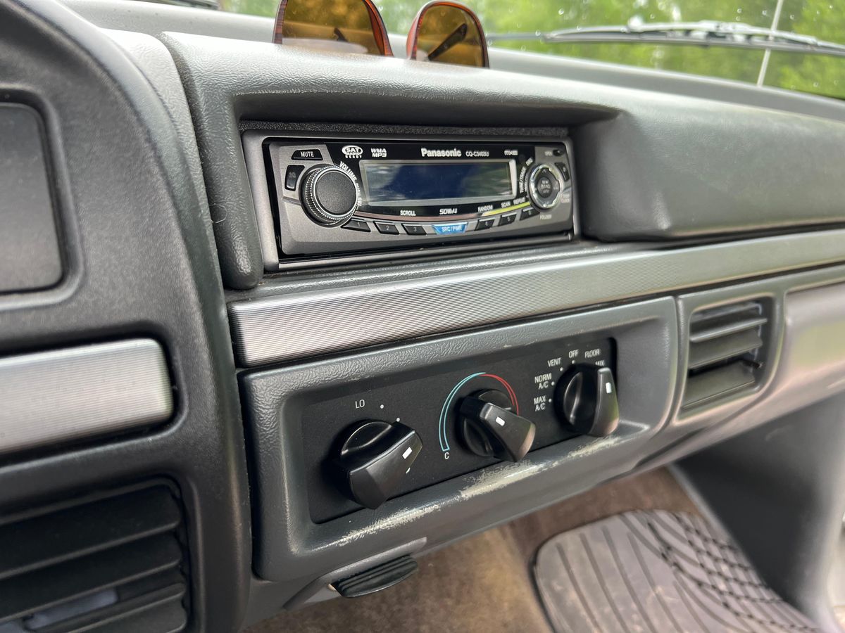 1992 Ford F-250 XLT 4×4