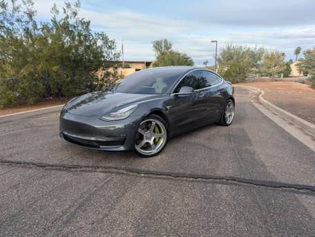 2018 Tesla Model 3 Performance
