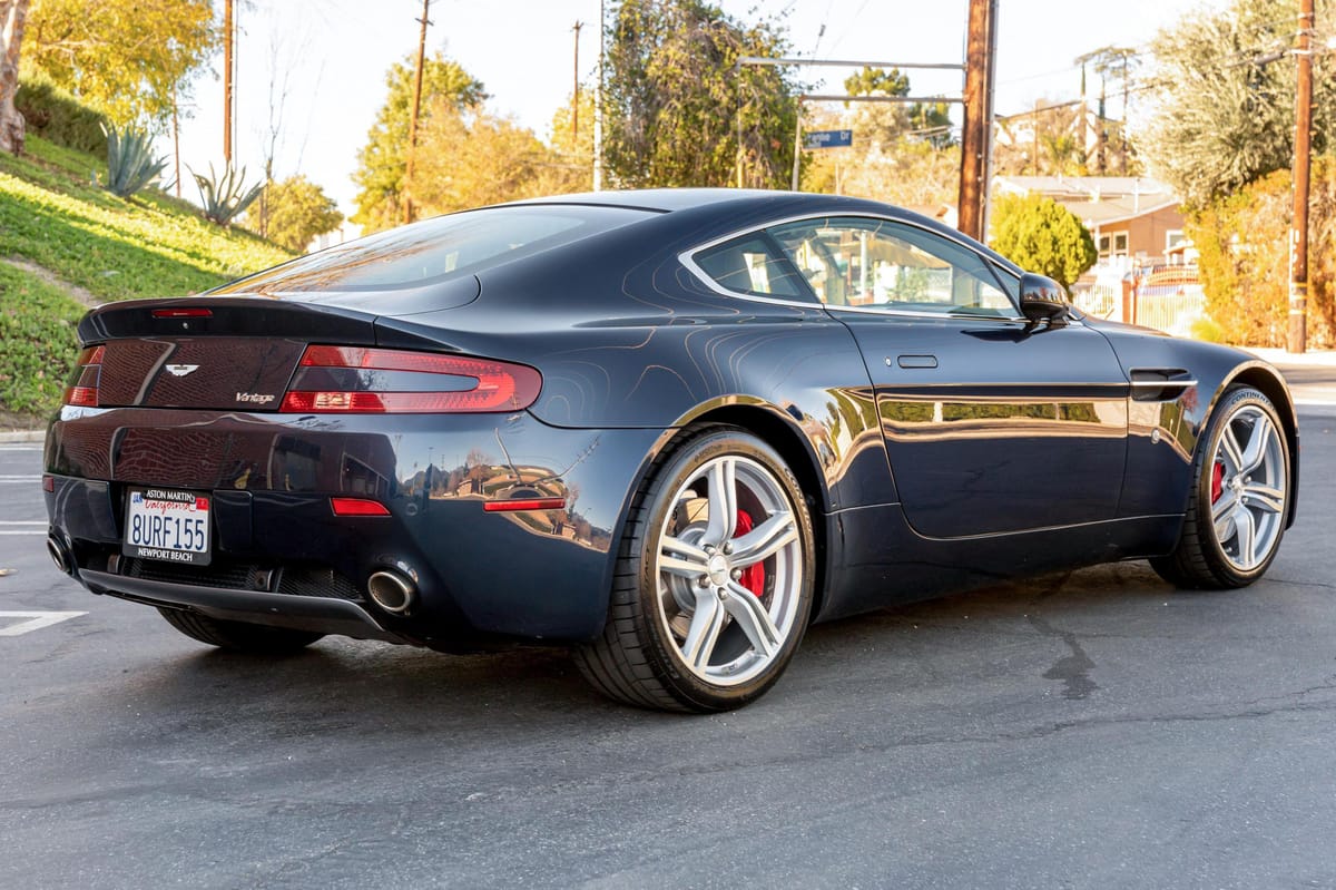 2009 Aston Martin V8 Vantage Coupe