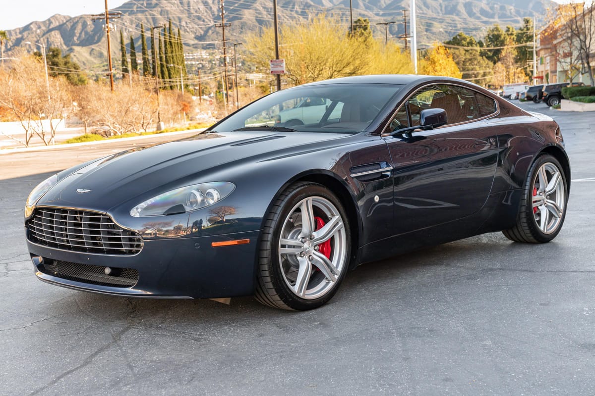 2009 Aston Martin V8 Vantage Coupe