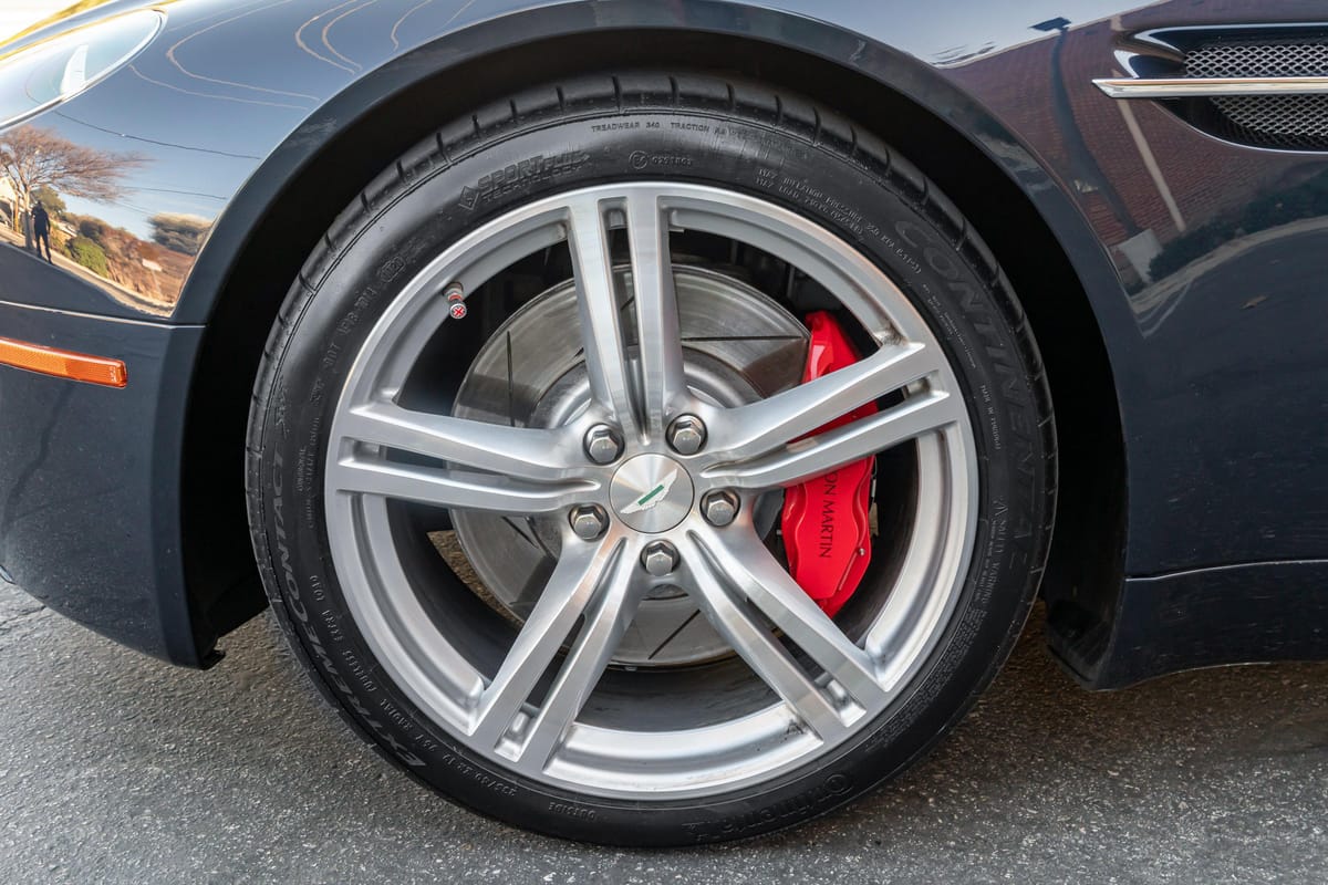 2009 Aston Martin V8 Vantage Coupe