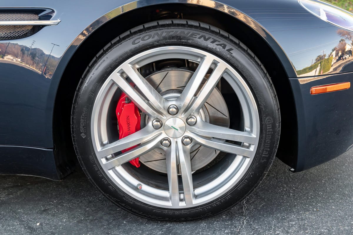 2009 Aston Martin V8 Vantage Coupe