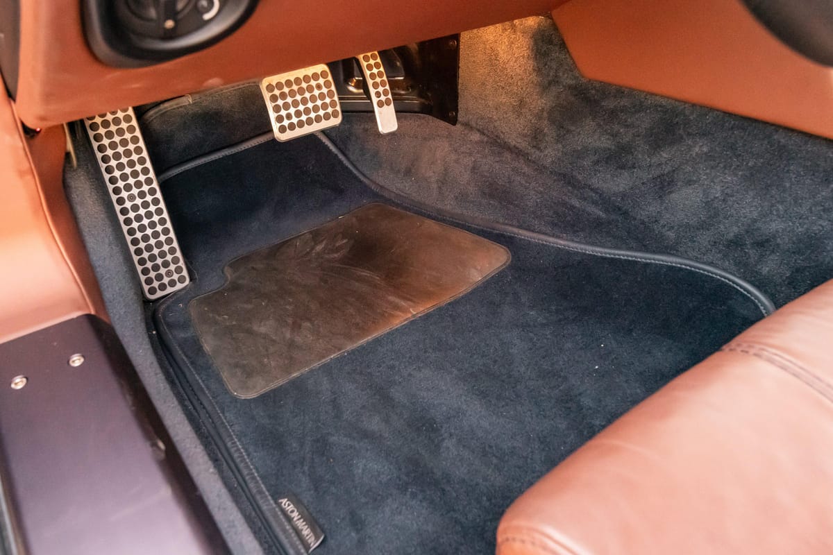 2009 Aston Martin V8 Vantage Coupe