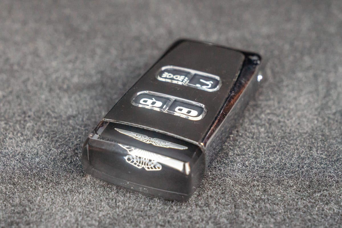 2009 Aston Martin V8 Vantage Coupe