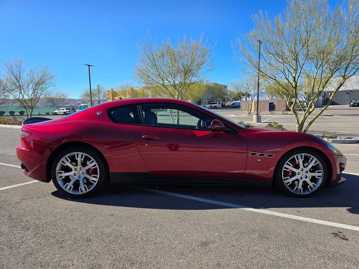 2014 Maserati GranTurismo Sport