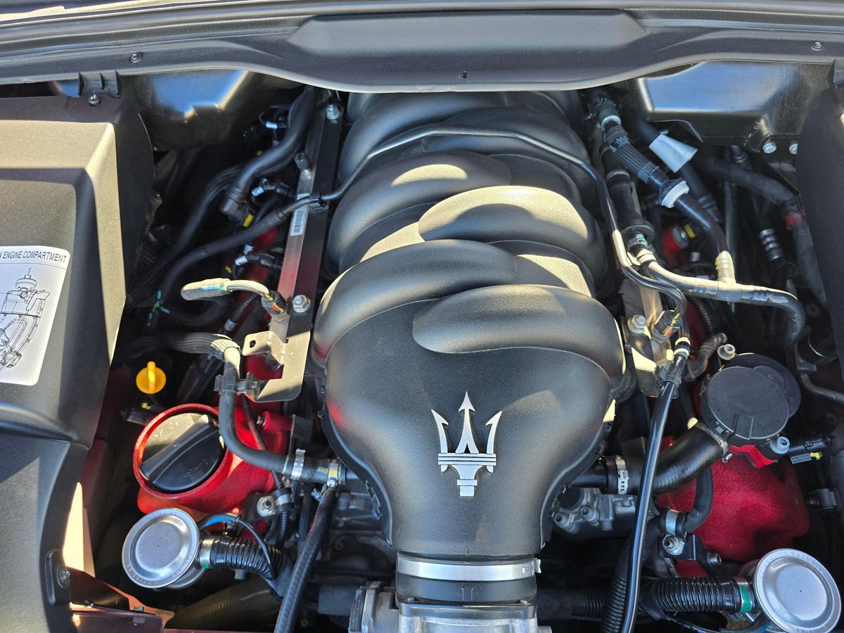 2014 Maserati GranTurismo Sport